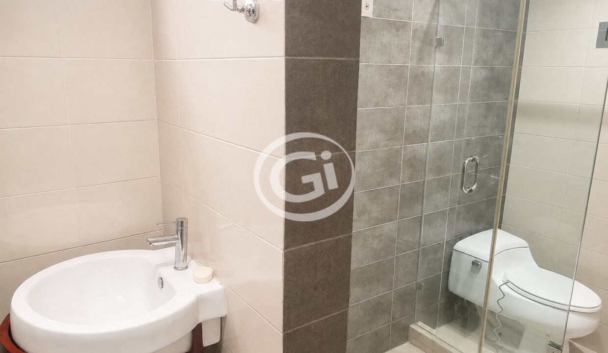 27. Baño secundario Casa Alquiler-venta El Tornillo