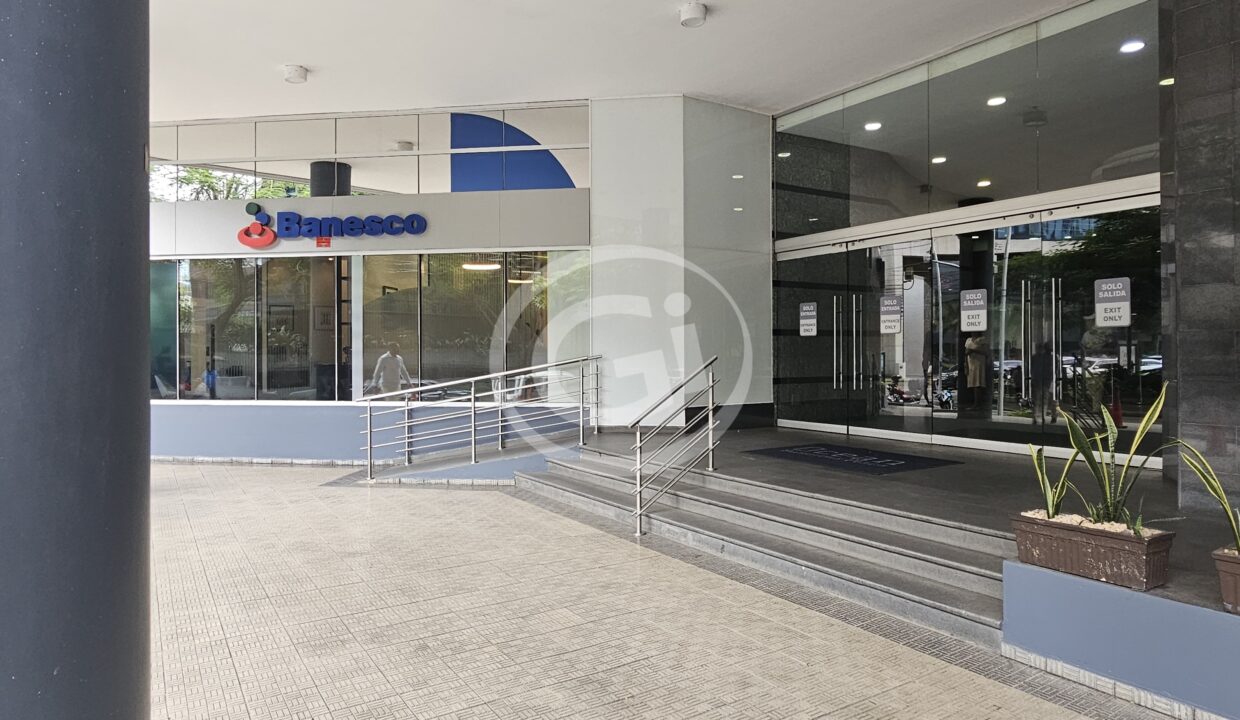 3. Entrada oficina Ocean Business alquiler- venta