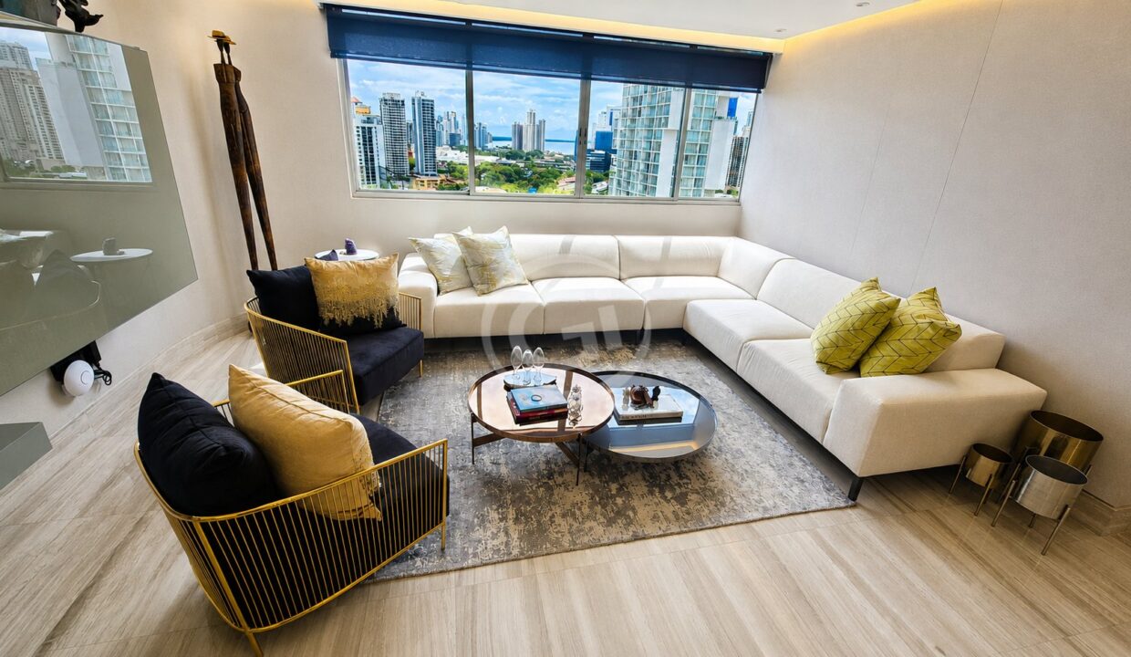 5, Sala-Comedor. Venta Marbella Tower