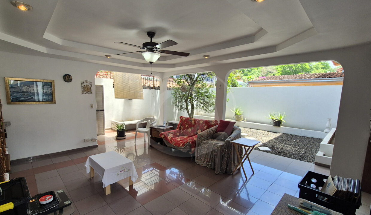 5 terraza La Alameda