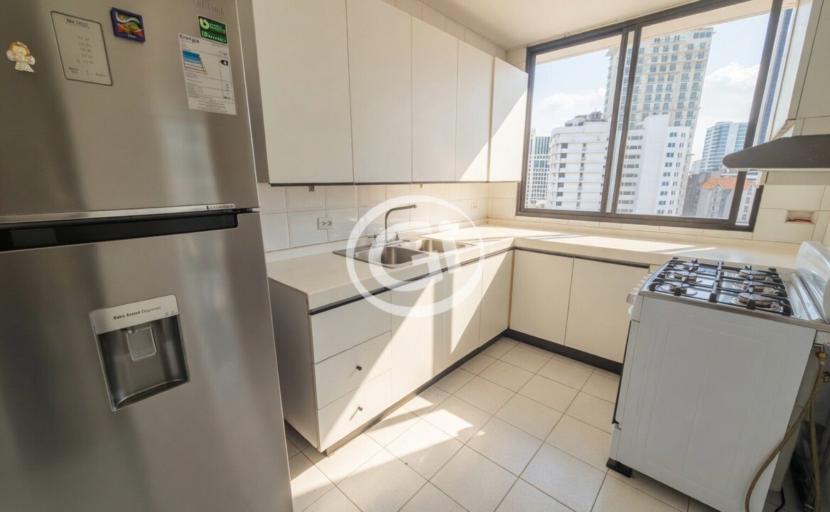 5. Cocina Alquiler vista tower