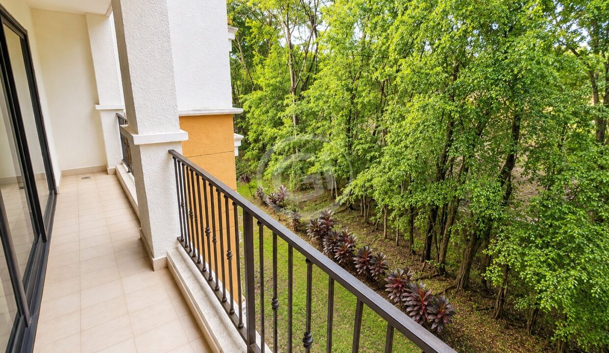5. Sala-Comedor. Embassy Club Venta Apartamento Reposeido Bancario