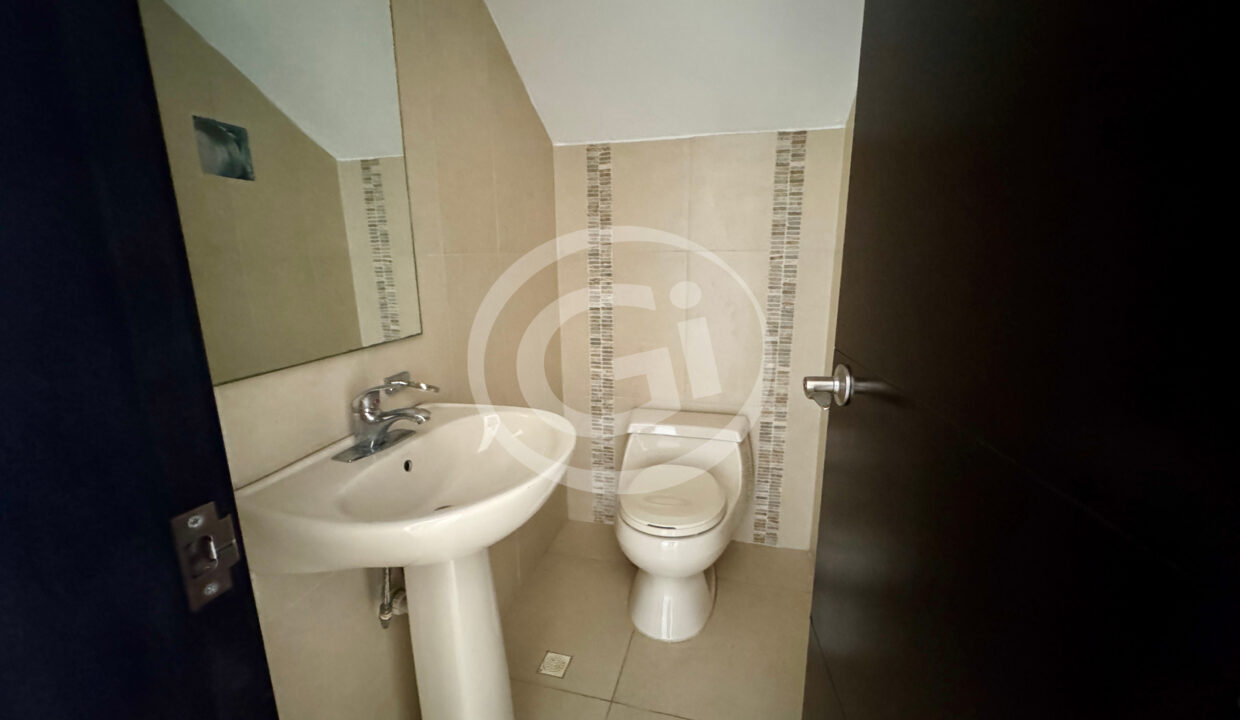 6. Baño visita Venta Casa El Doral Costa Sur