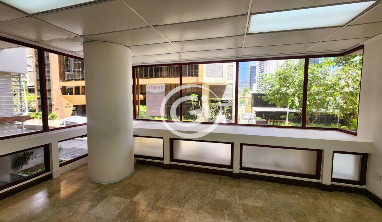6. Venta Oficina Twin Towers