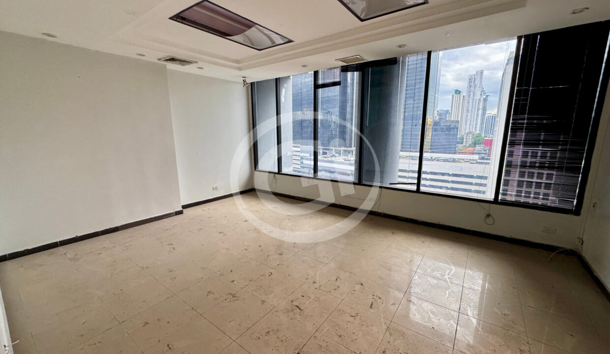 7. Oficina Venta Torre Delta 099 Obarrio Área bancaria