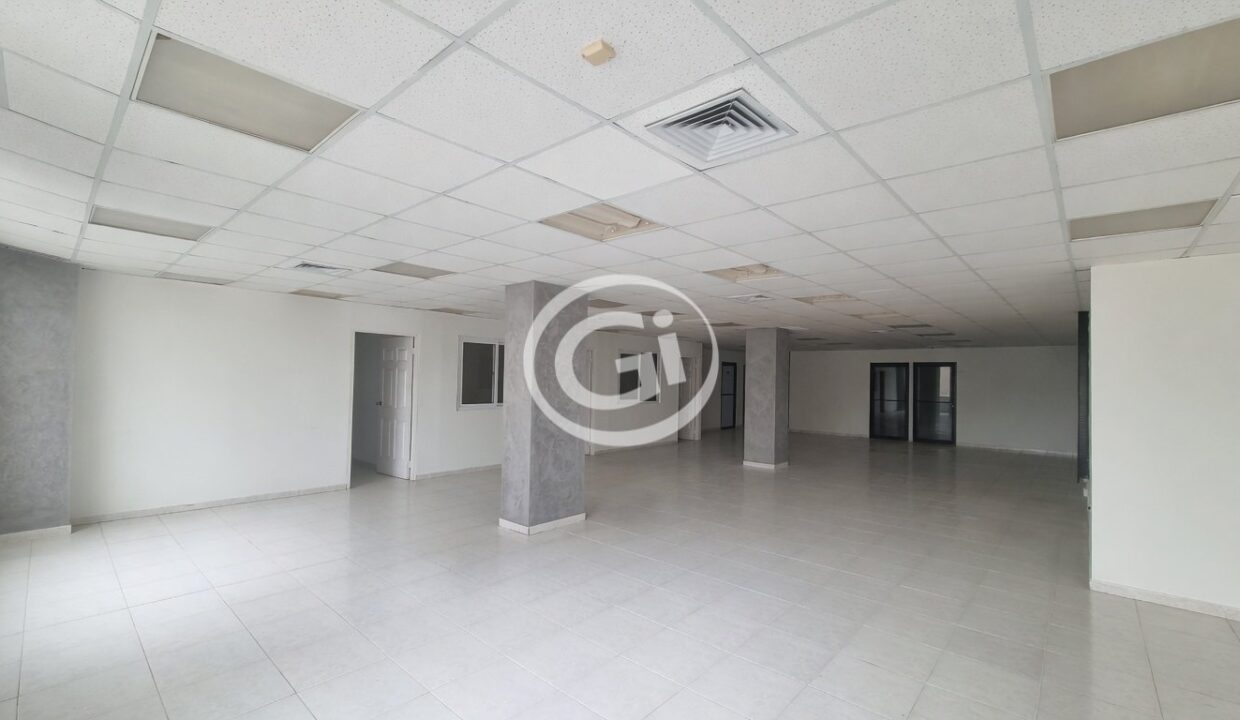 8. Sala comun y oficinas Oficina camino de cruces (Frank de lima)