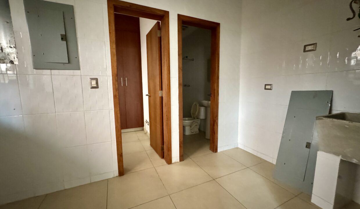 9. Lavandería venta casa Costa Sur El Doral