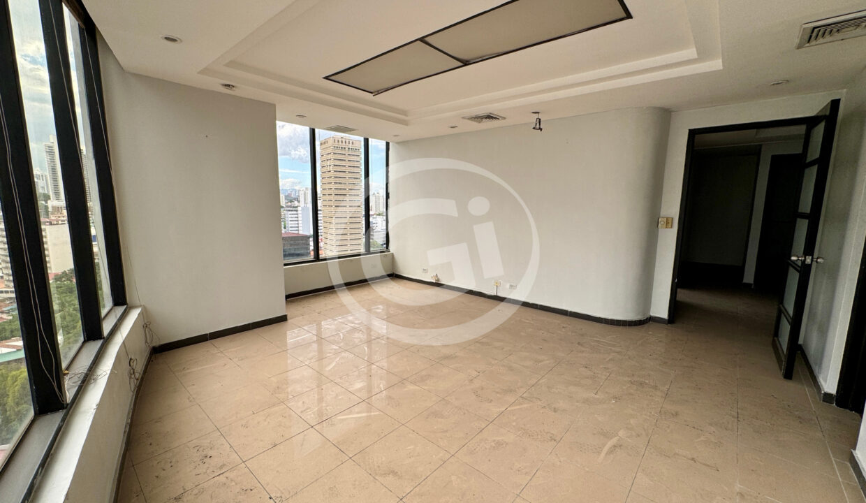 9. Oficina Venta Torre Delta 099 Obarrio Área bancaria