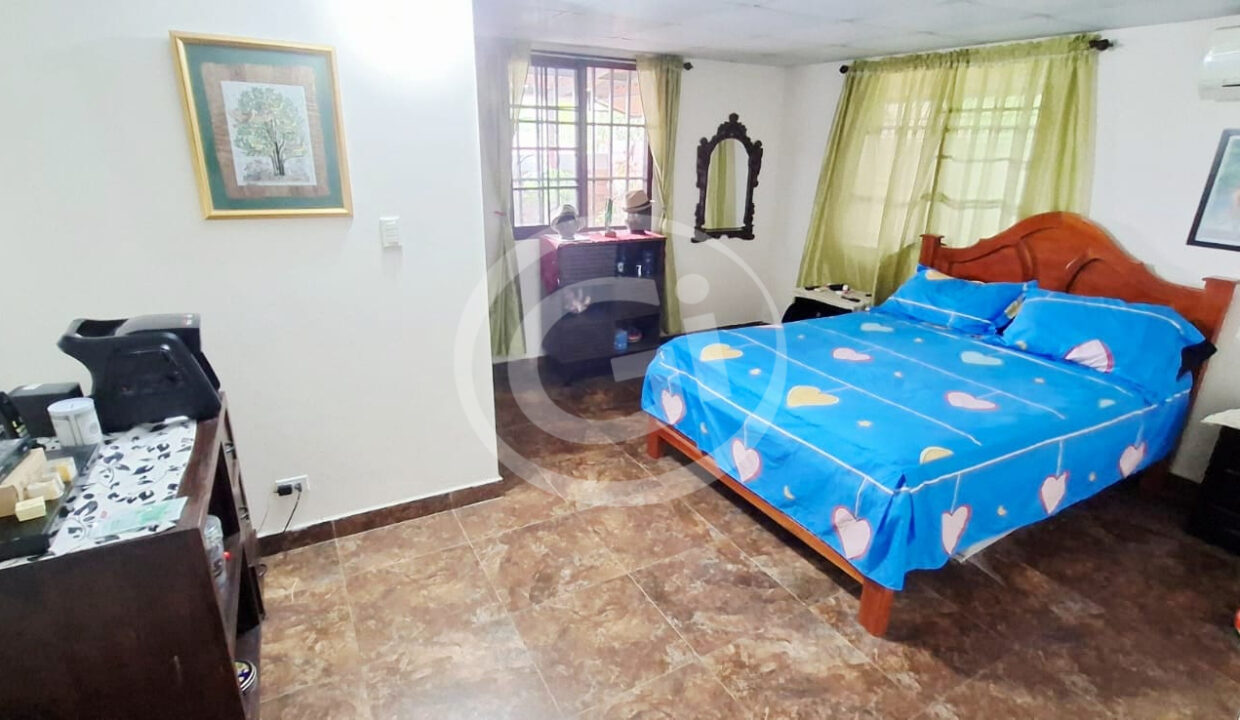 10- Rec. Ppal Casa en Venta Colinas del Sol