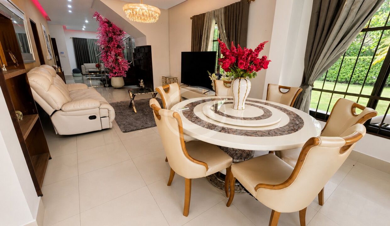 10. Comedor. Embassy Club Casa Venta o Alquiler Clayton