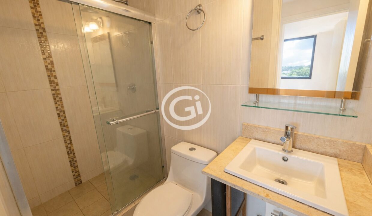 12. Baño Secundario Venta Condado Country (Reposeido Banitsmo)