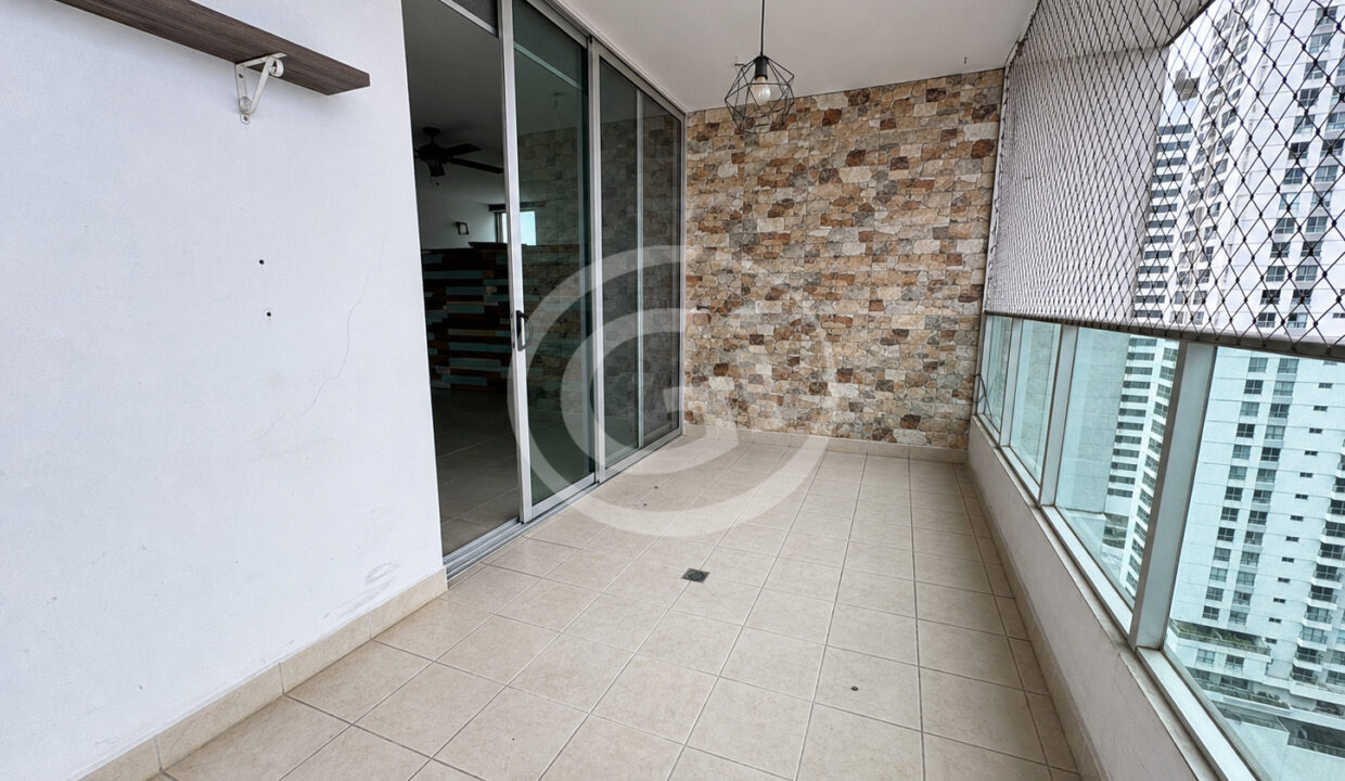 14. Balcón venta apartamento Harmony