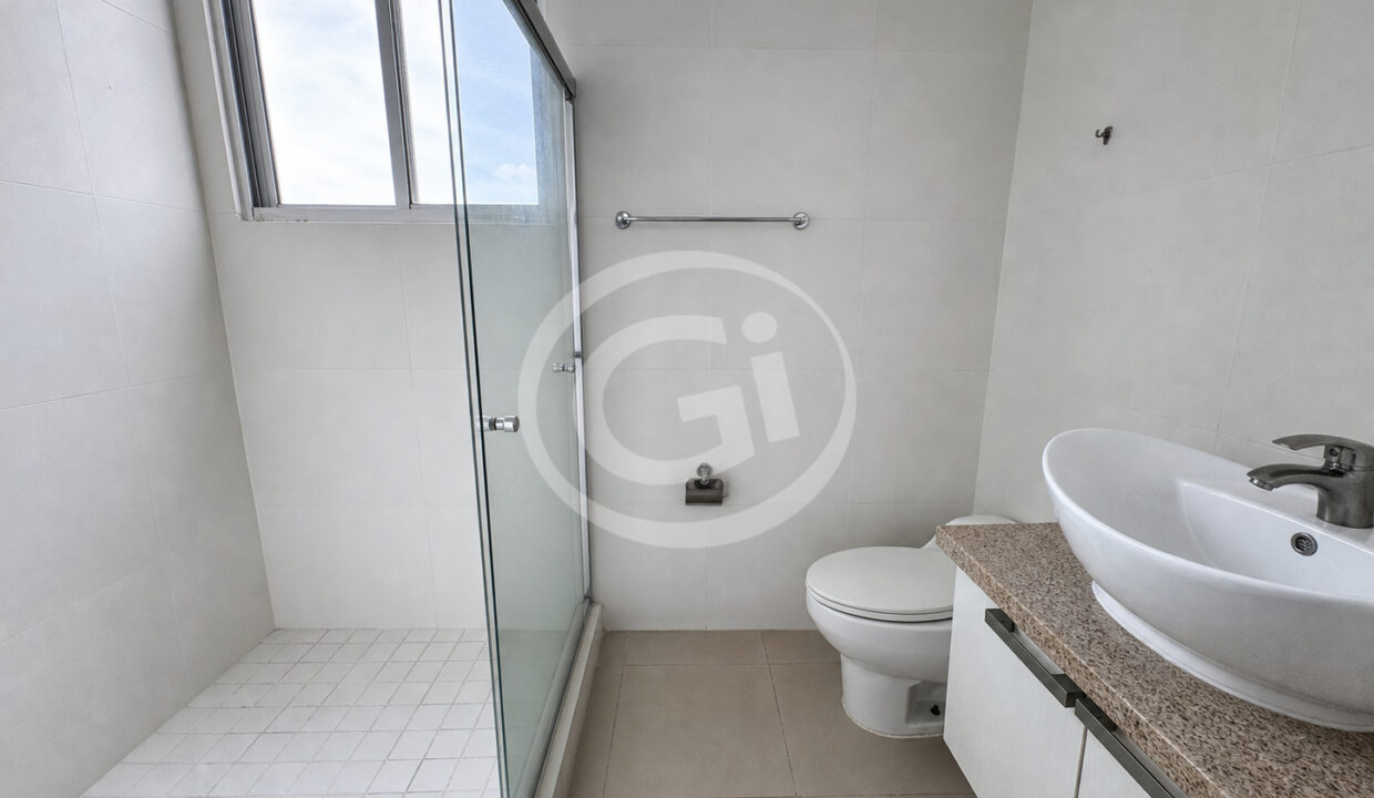 15. Baño venta apartamento Harmony