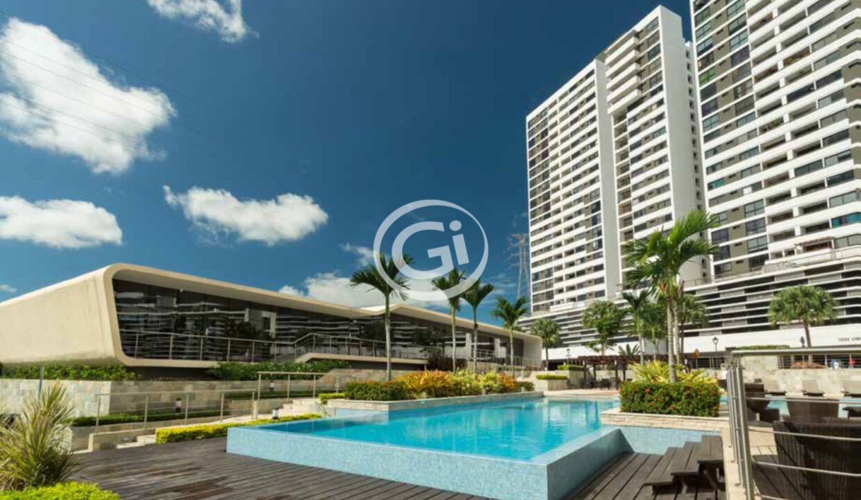 15. Piscina Condado Country Club