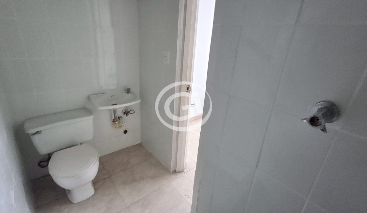 15. bano visita sanitario (Marbella Towers 25B)