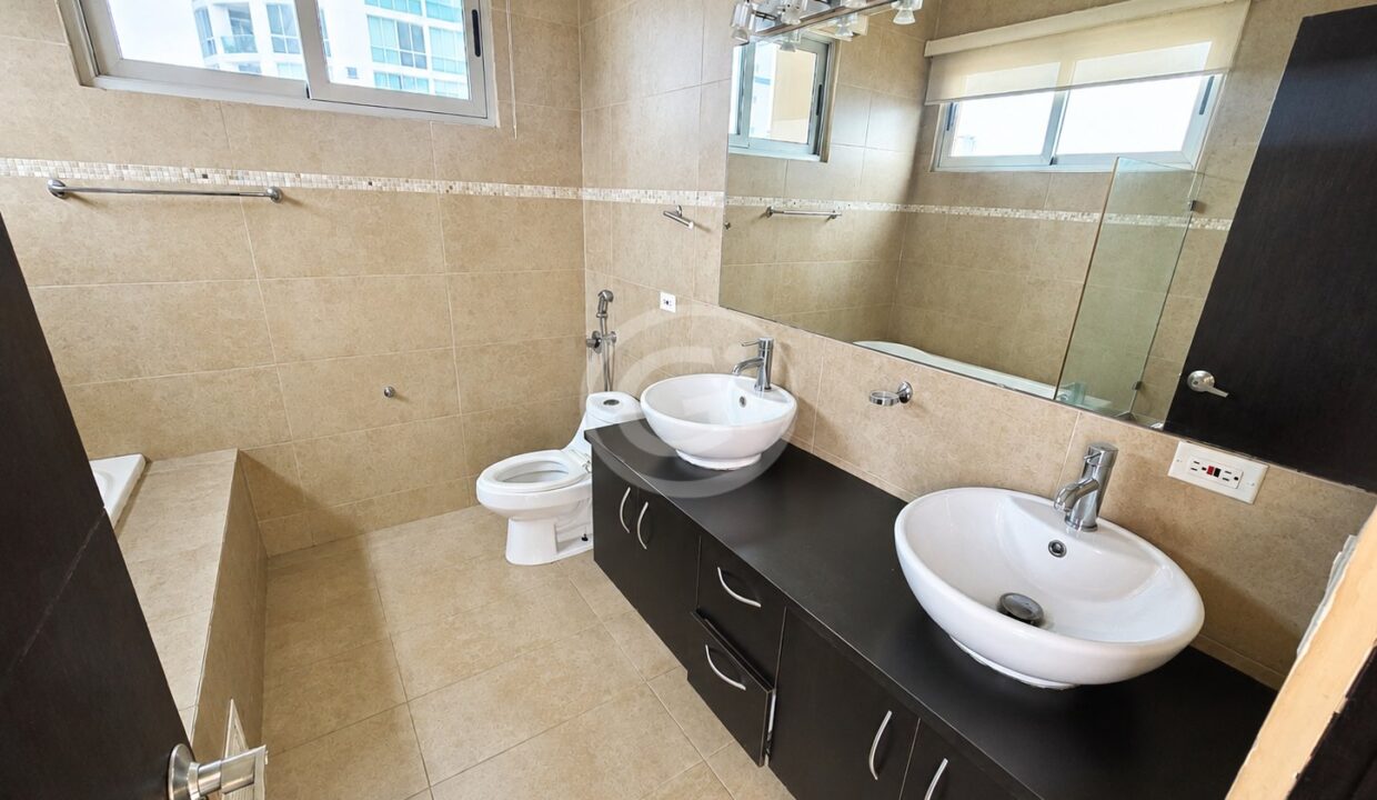17. Habitación Principal. Remate Bancario Keops Tower. San Francisco