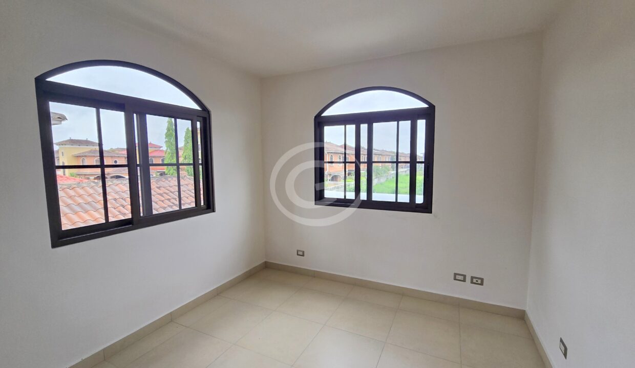 19. Habitación 4 . Remate Bancario.El Doral Costa Sur