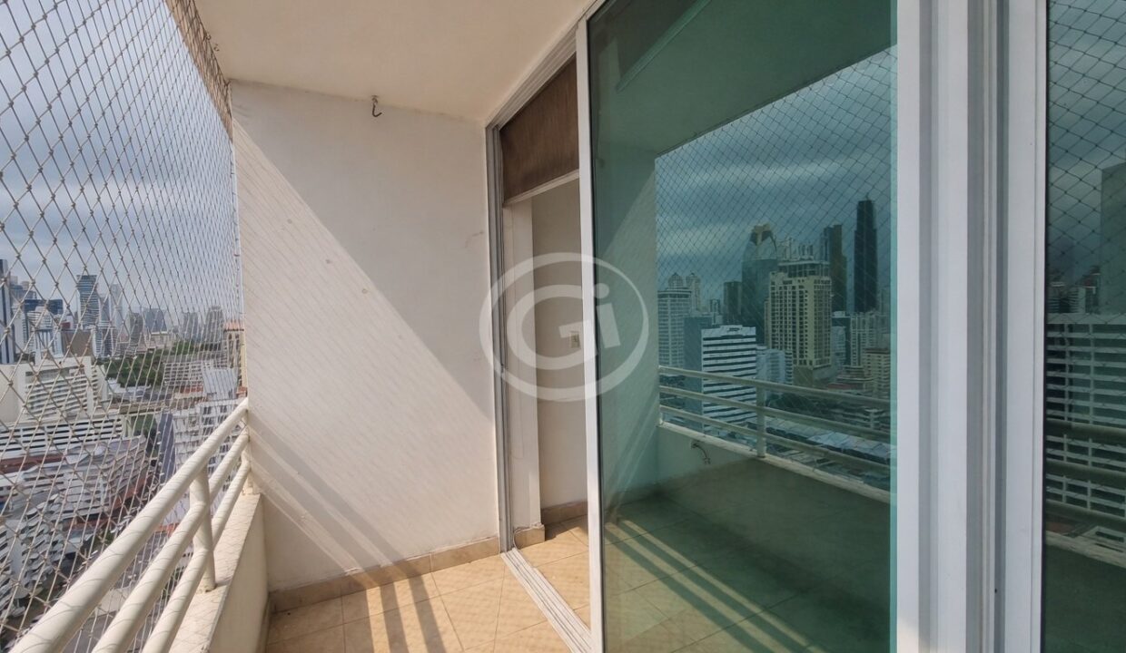 2. Balcon Venta Apartamento Marquis Tower El Cangrejo