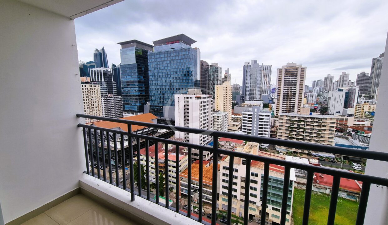 2. Balcon Venta Apartamento Miyaki Obarrio