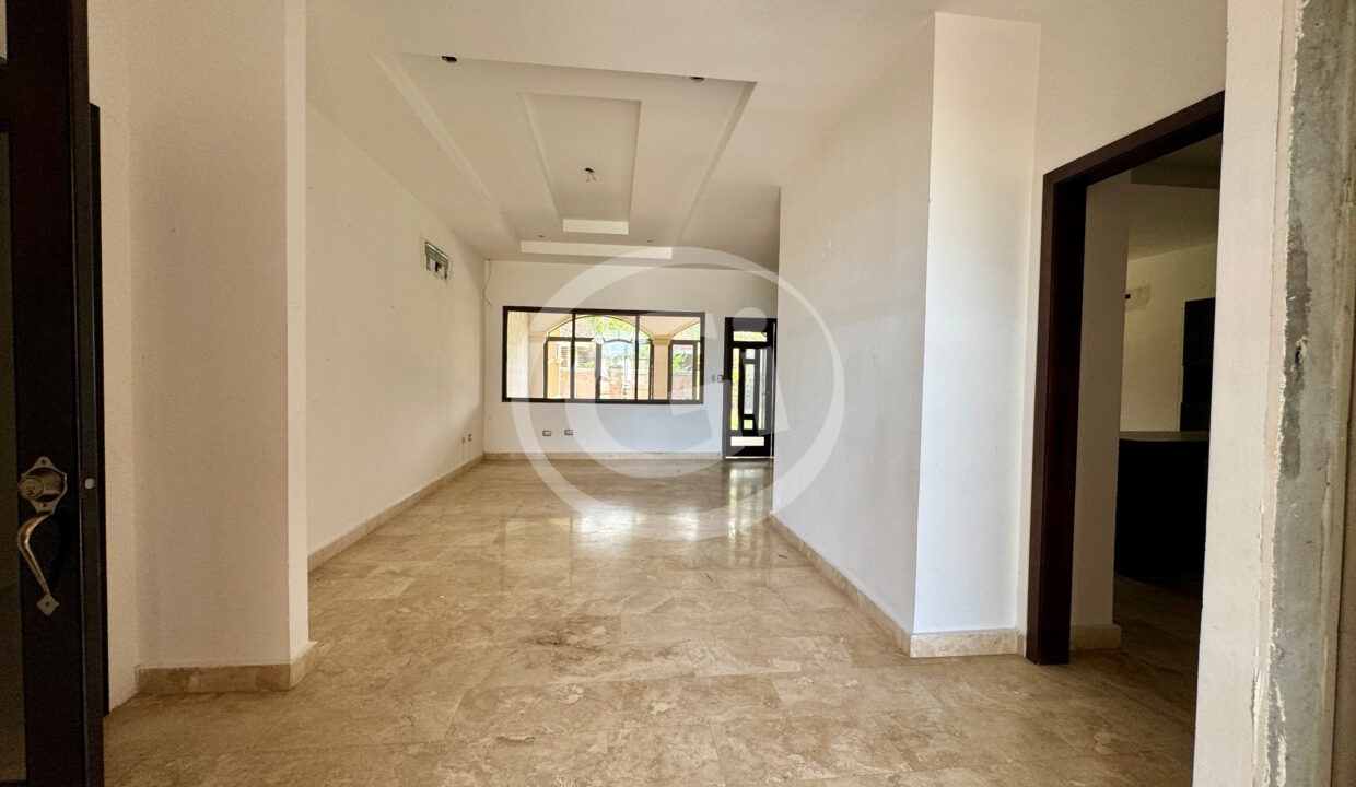 2. Lobby Sala casa venta Costa Sur Sunset Coast