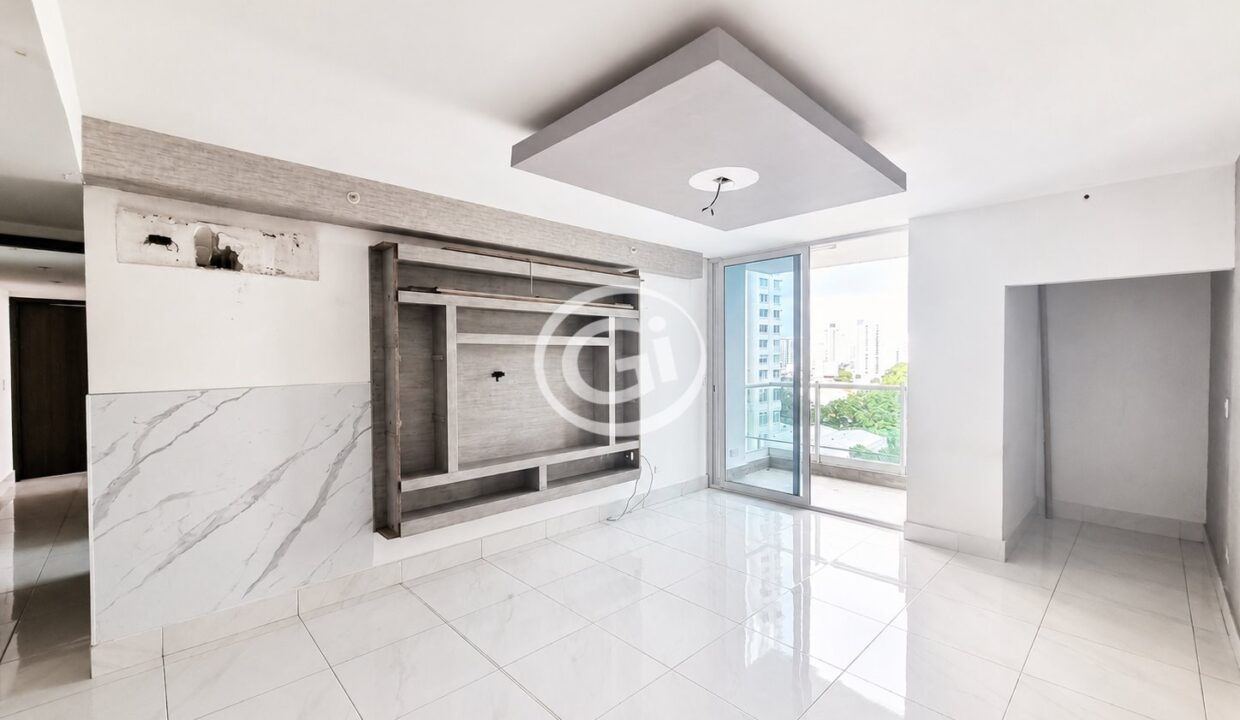 2. Sala y TV Venta Apartamento Remate Bancario Pacific Tower
