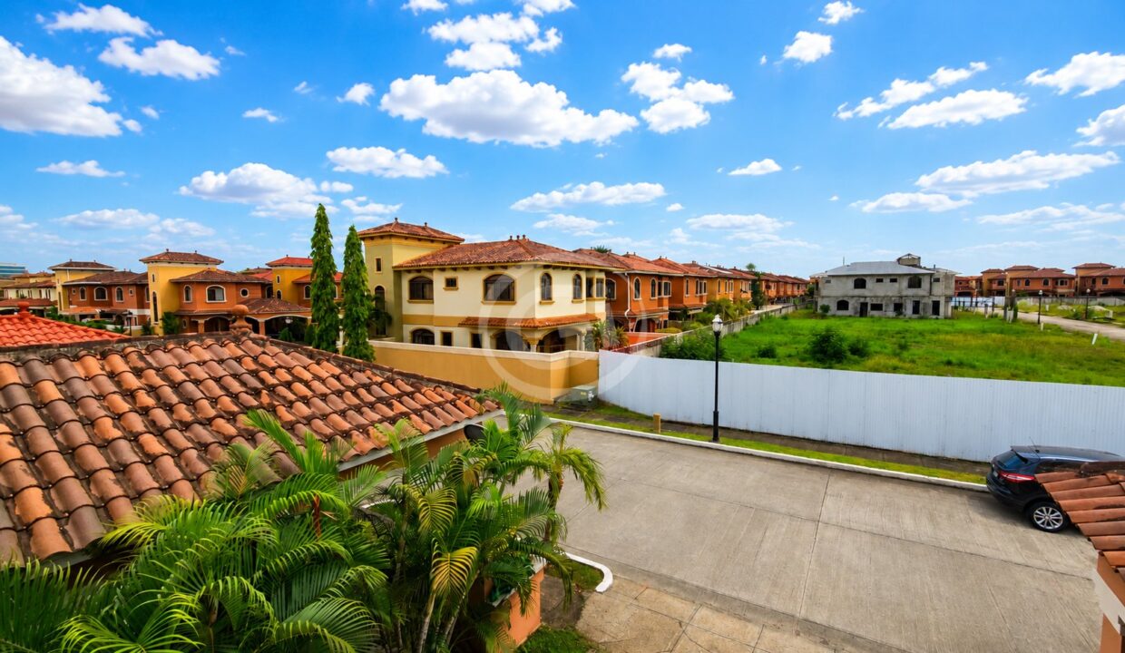 20. Habitación 4. Remate Bancario.El Doral Costa Sur
