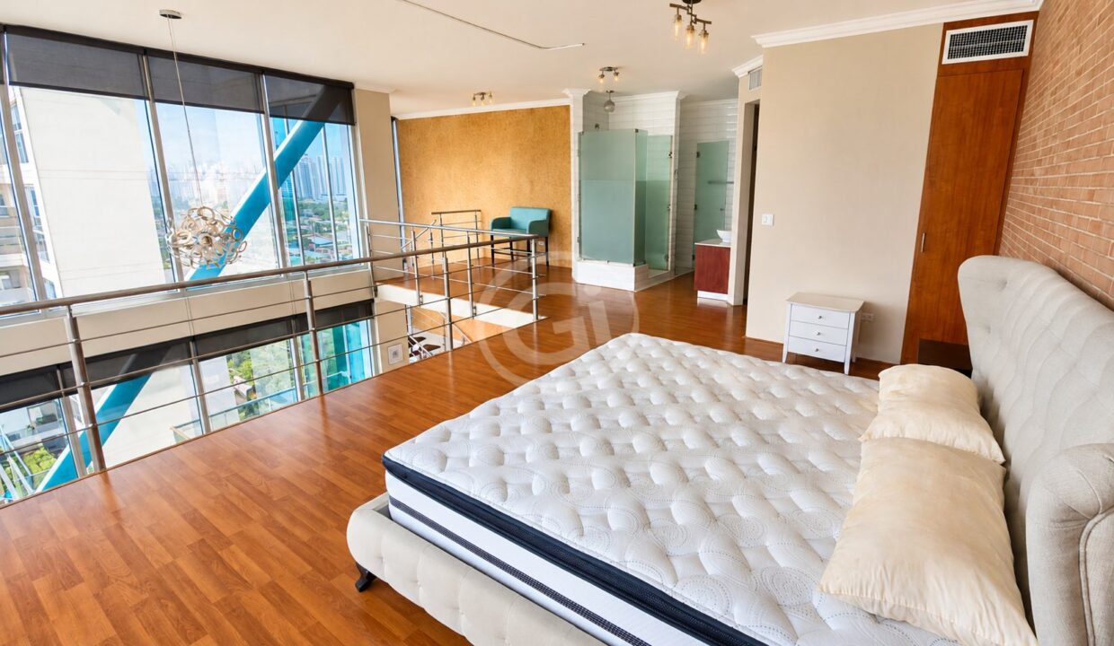 20. Habitación. Remate Bancario Loft Four 41 Punta Pacifica