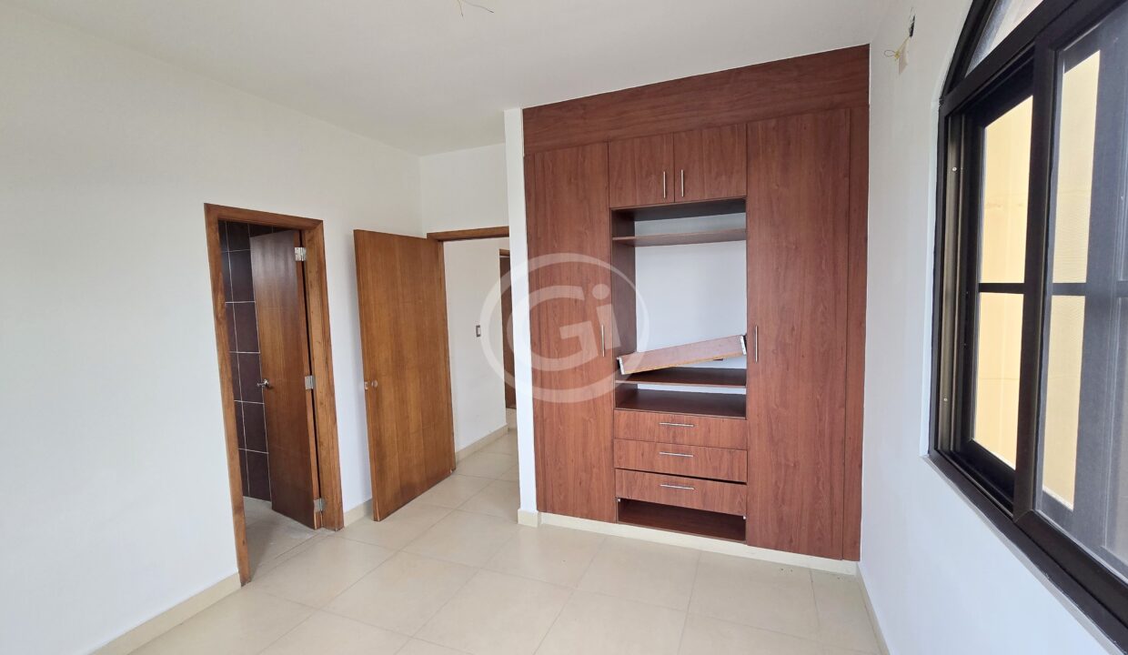 21. Habitación 4. Remate Bancario.El Doral Costa Sur