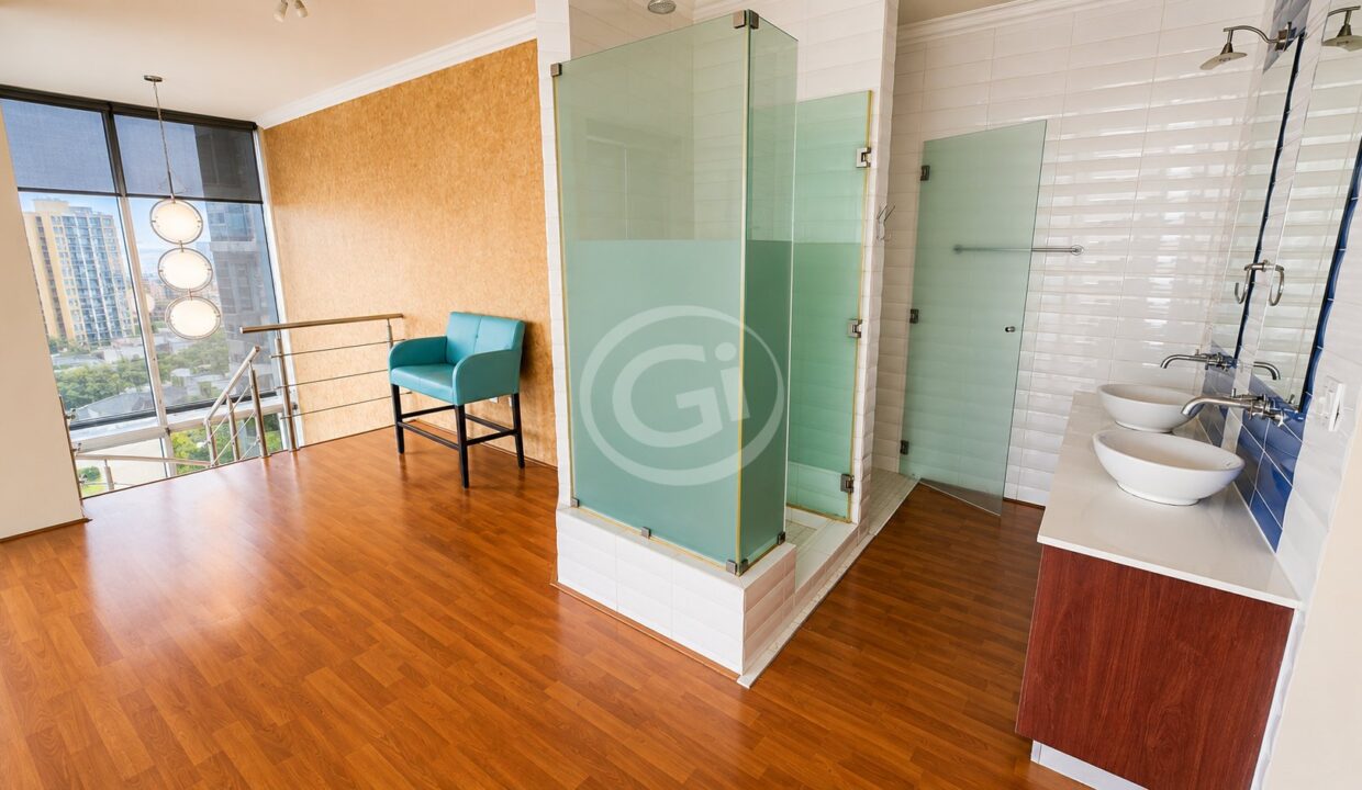 23. Habitación. Remate Bancario Loft Four 41 Punta Pacifica
