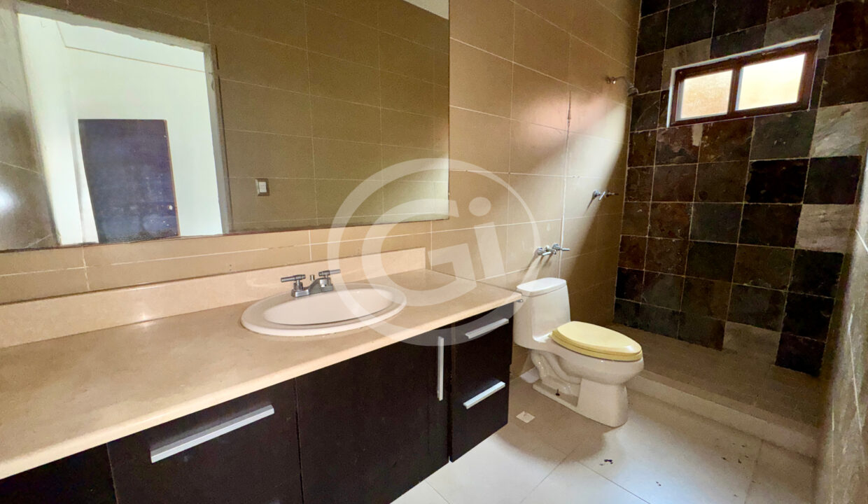 23. baño 3 venta casa Costa Sur Sunset Coast
