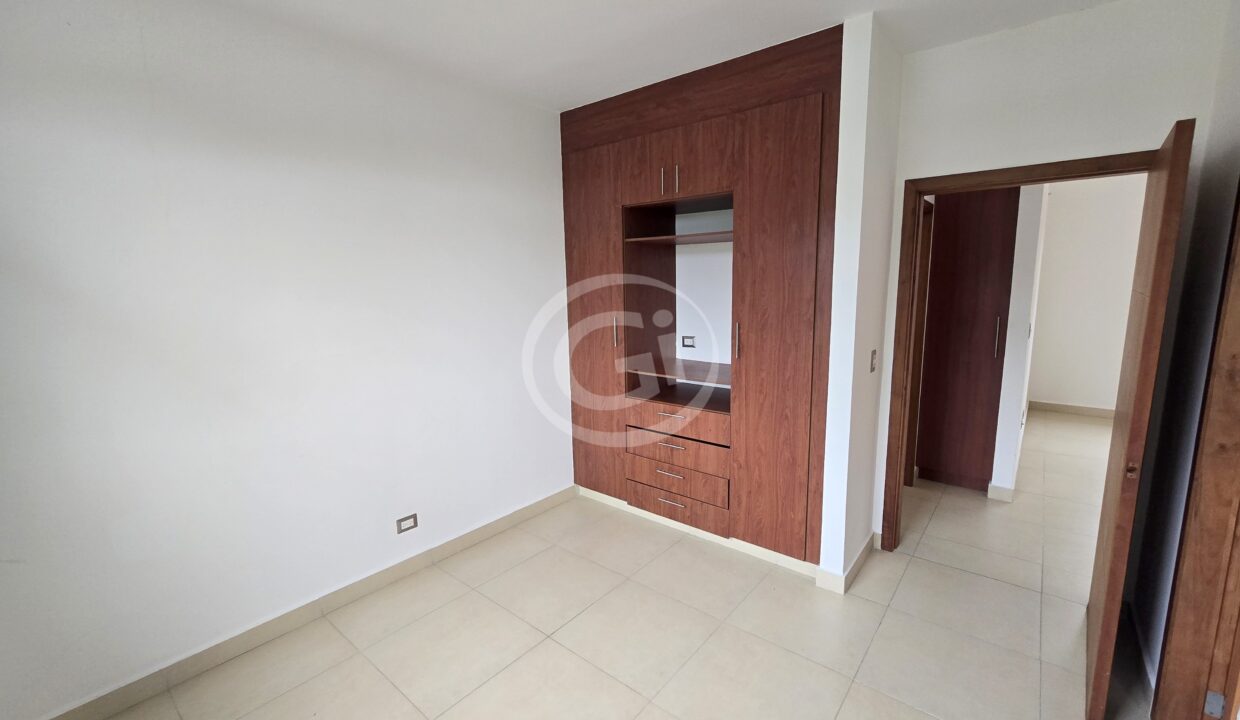 24. Habitaciión 2. Remate Bancario.El Doral Costa Sur