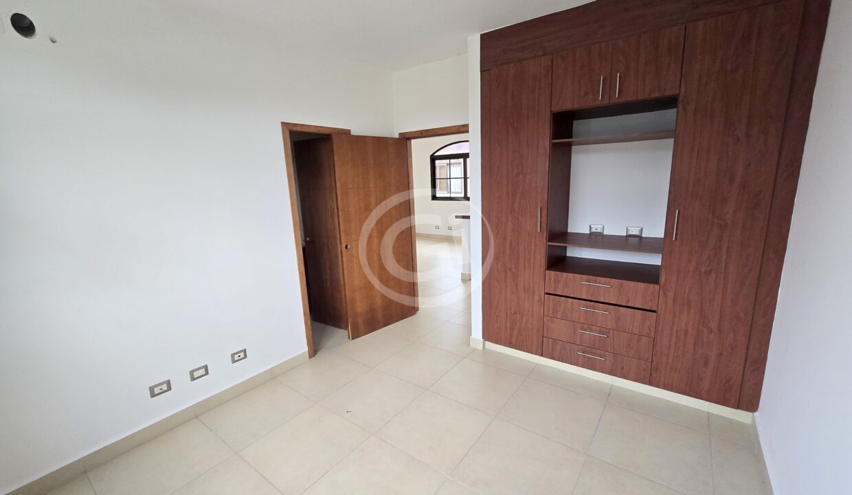 27. Habitación 3. Remate Bancario.El Doral Costa Sur