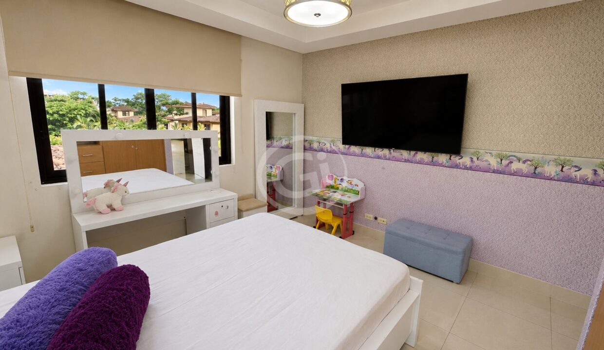 29. Habitación 2. Embassy Club Casa Venta o Alquiler Clayton