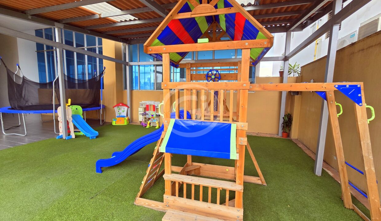 29. Parque Infantil. Remate Bancario Keops Tower. San Francisco