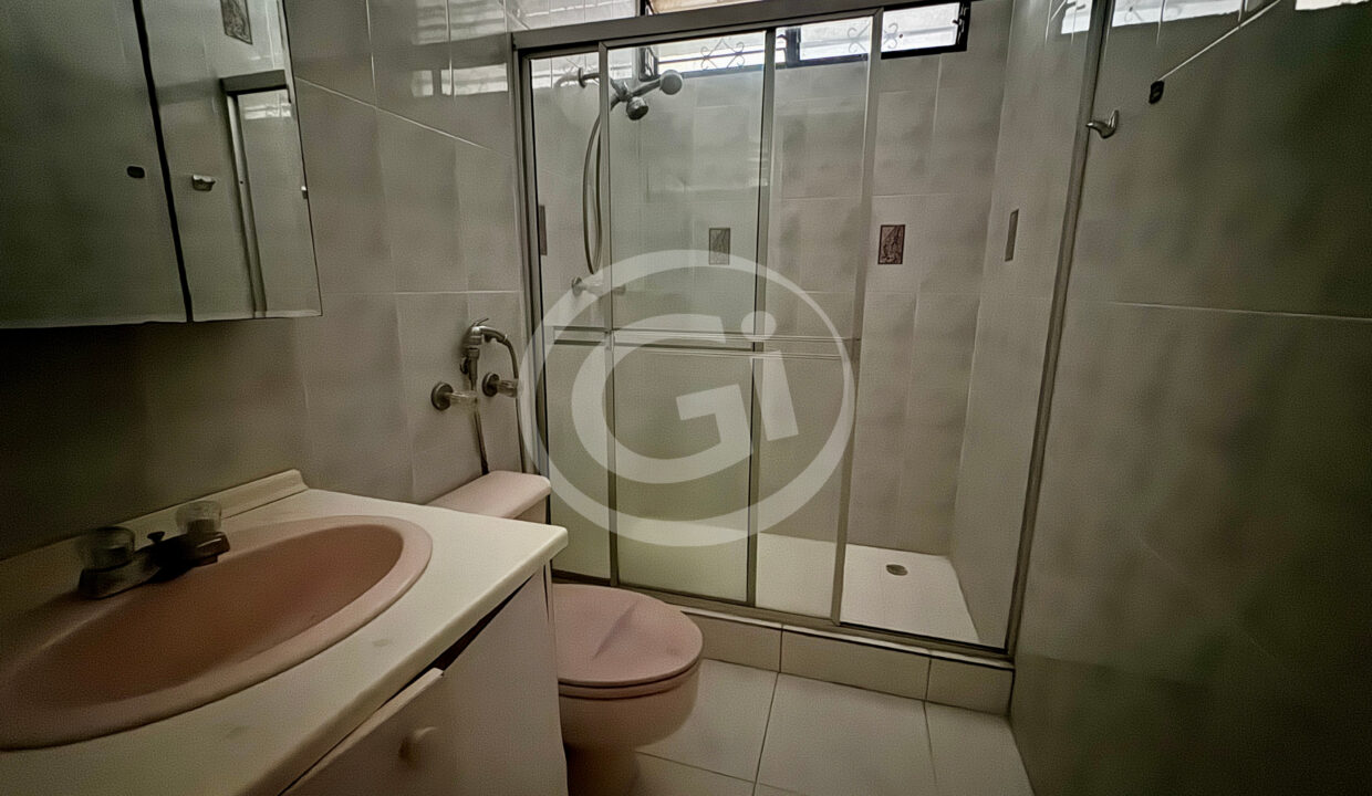 30. Baño 3 venta apartamento Royal Princess Punta Paitilla