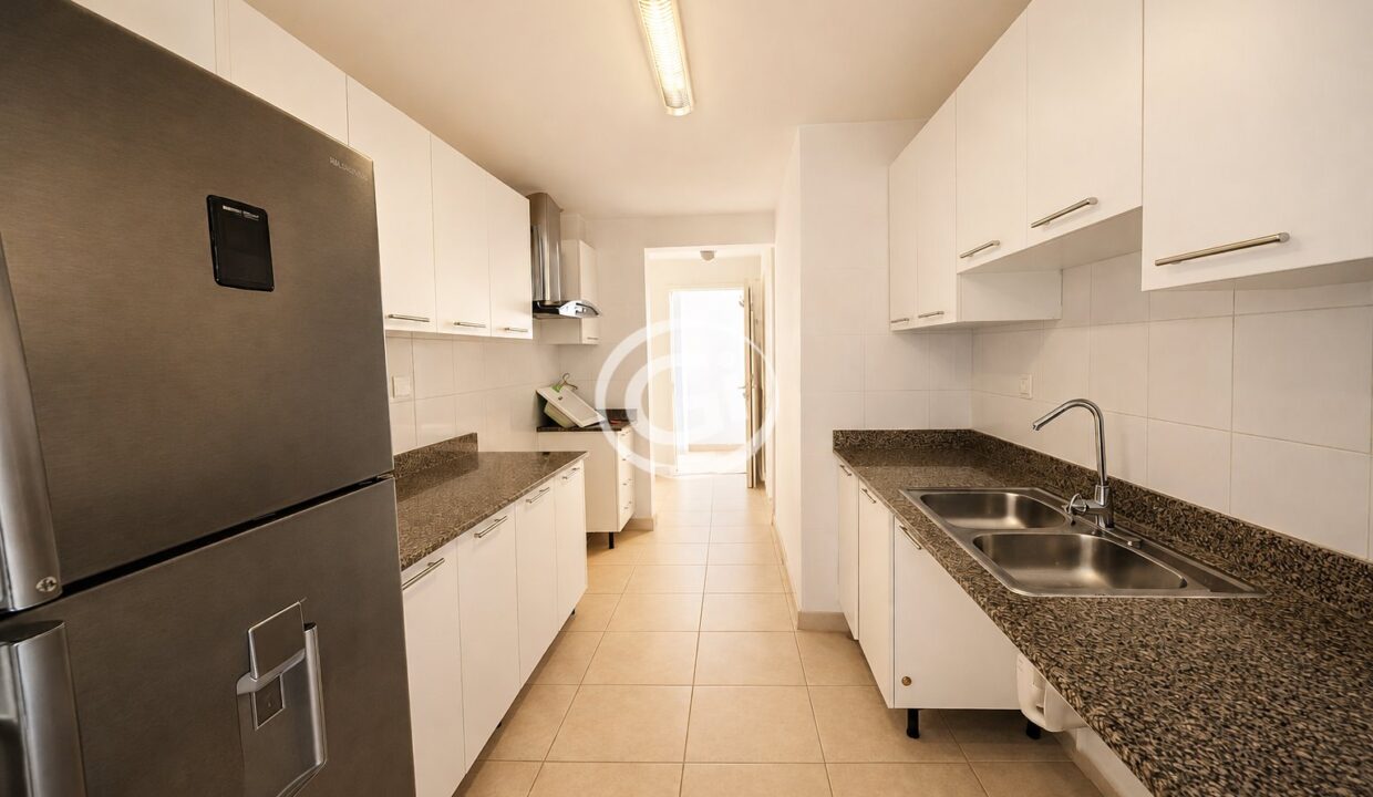 4. Cocina Venta Condado Country (Reposeido Banitsmo)7