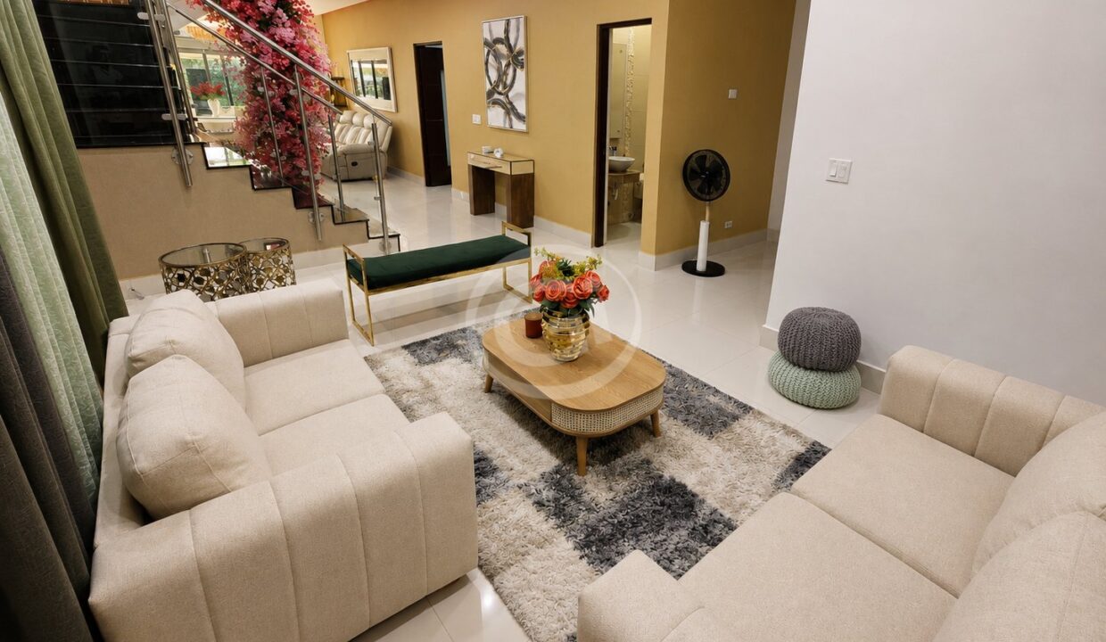 5. Sala. Embassy Club Casa Venta o Alquiler Clayton
