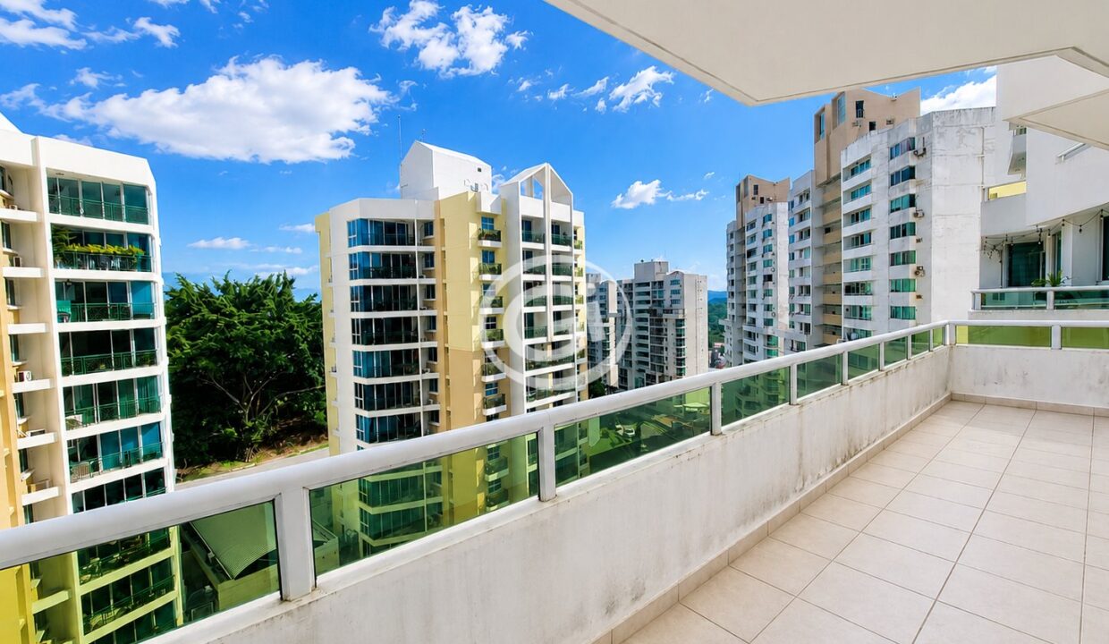 6. Terraza Venta apartamento Elmare reposeido bancario
