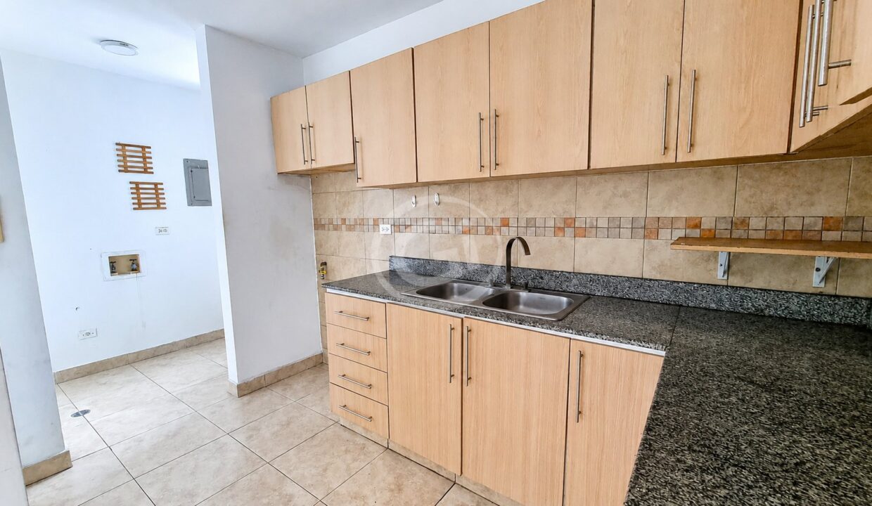 8. Cocina Venta Apartamento Marquis Tower El Cangrejo