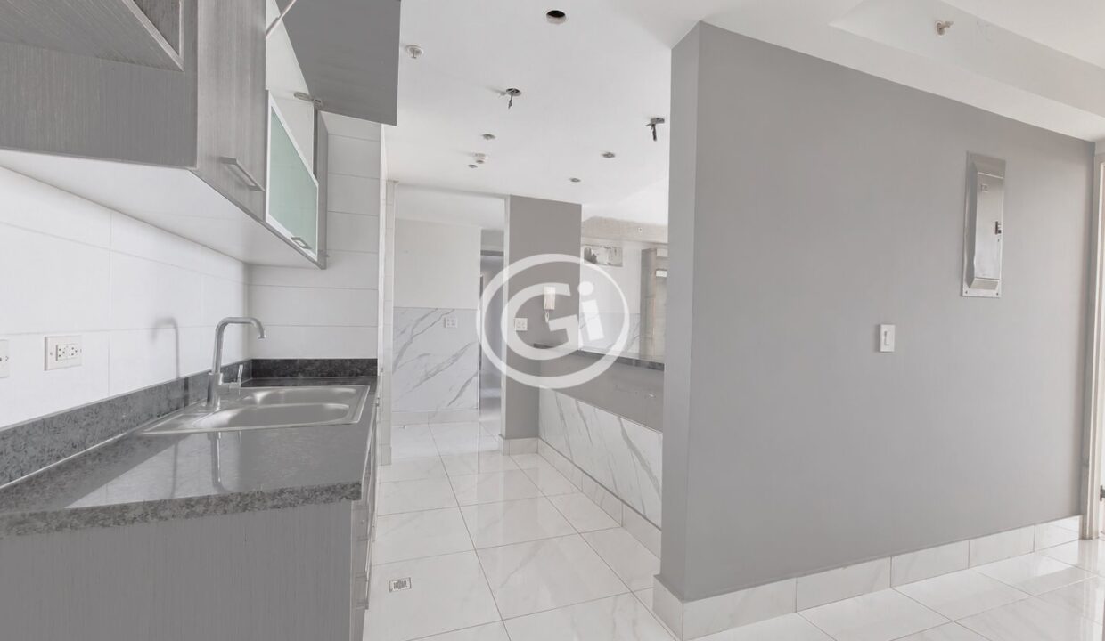 8. Cocina y desayunador Venta Apartamento Remate Bancario Pacific Tower