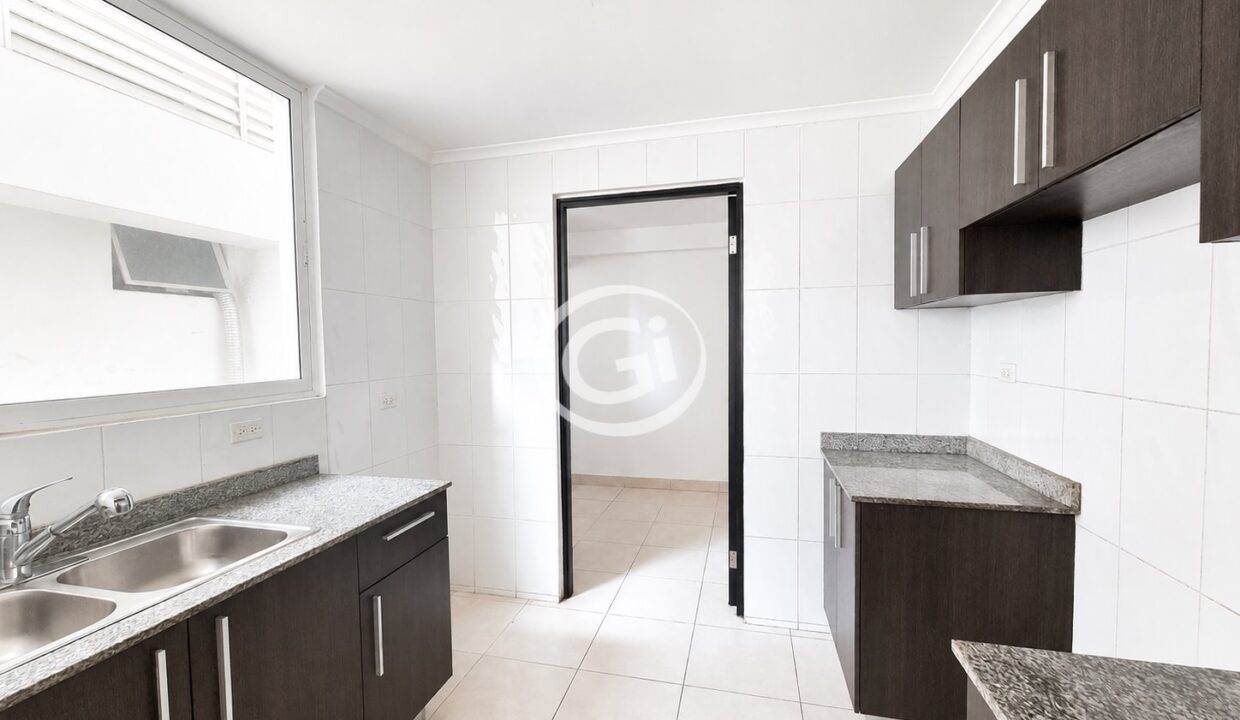 9. Cocina Venta apartamento Elmare reposeido bancario