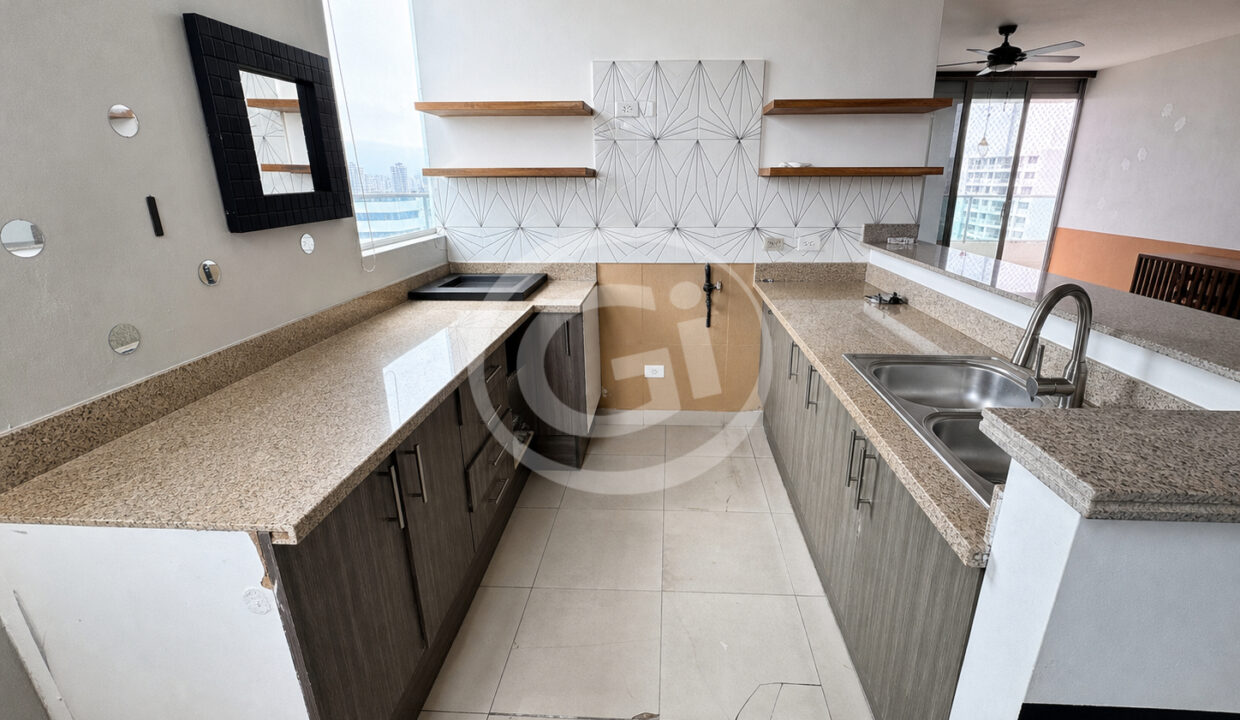 9. Cocina venta apartamento Harmony