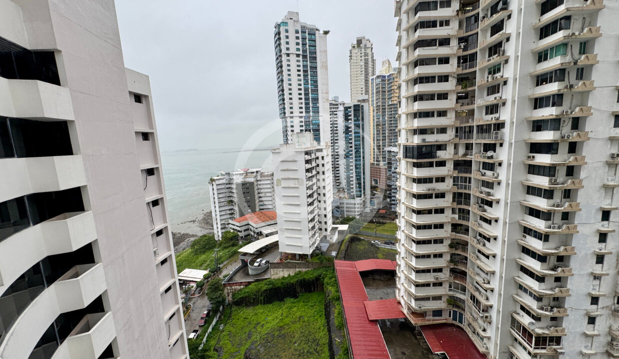 9. Vista venta apartamento Royal Princess Punta Paitilla