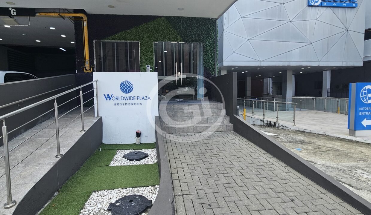1. Fachada. WorldWide Plaza apartamento. Alquiler