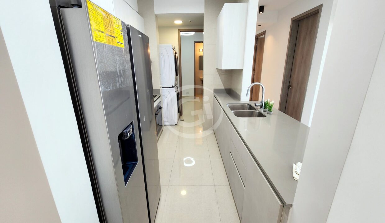 10. Cocina. Costanera Mod C Alquiler. Bella Vista