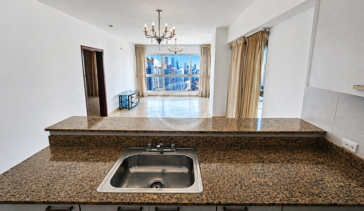 10. Cocina. Remate Bancario Grand Bay Avenida Balboa
