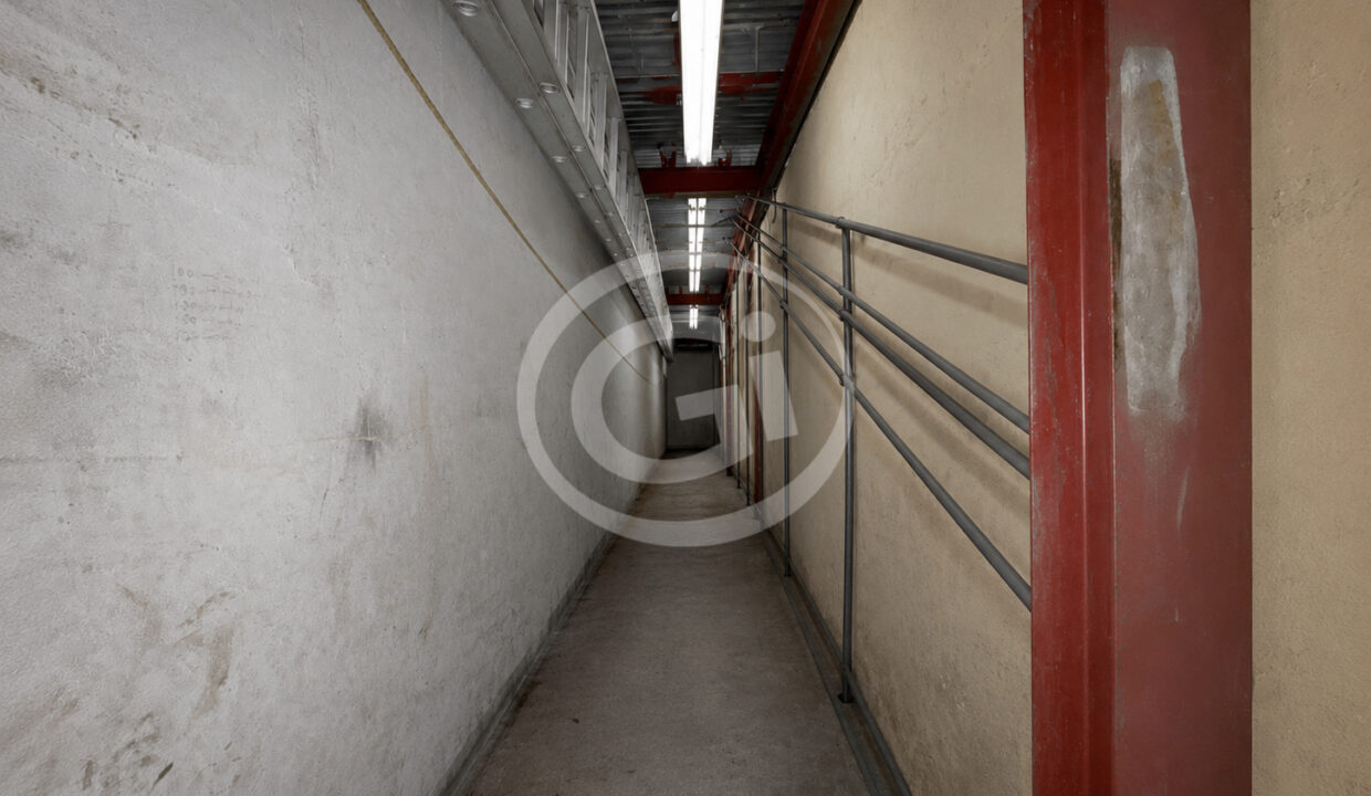 10. Pasillo venta casa Santa Elena, Parque Lefevre