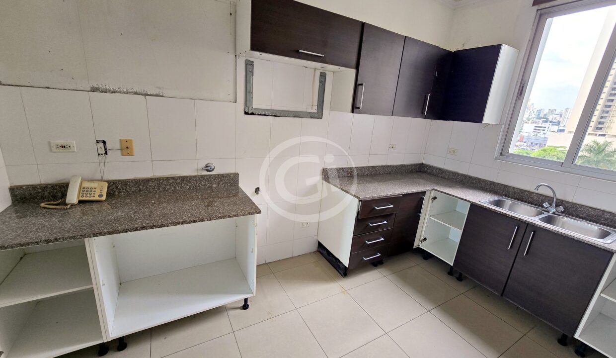 11. Cocina (12)