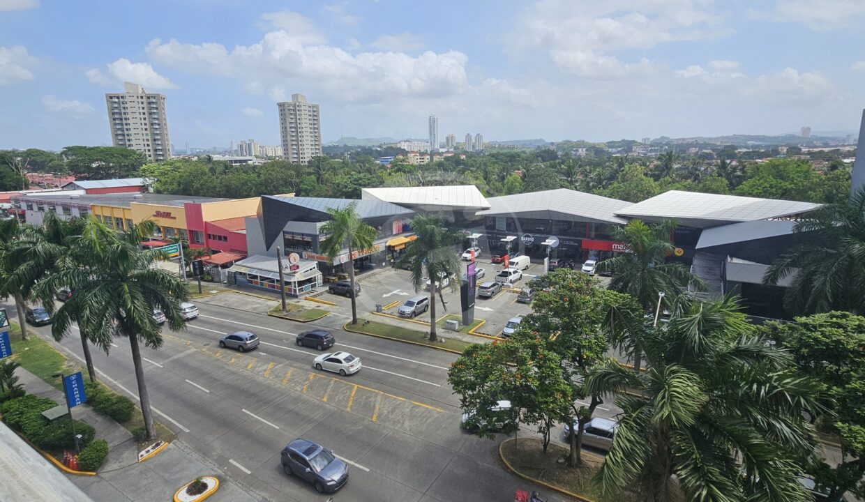11. Vista mar y ciudad Sol del Este Venta Apartamento Reposeído Banistmo