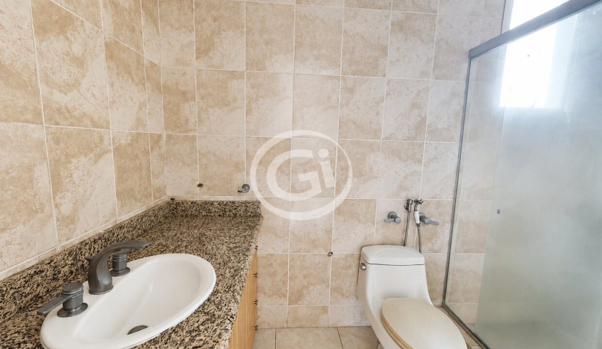 12. Baño habitacion principal Venta Costa Pacifica